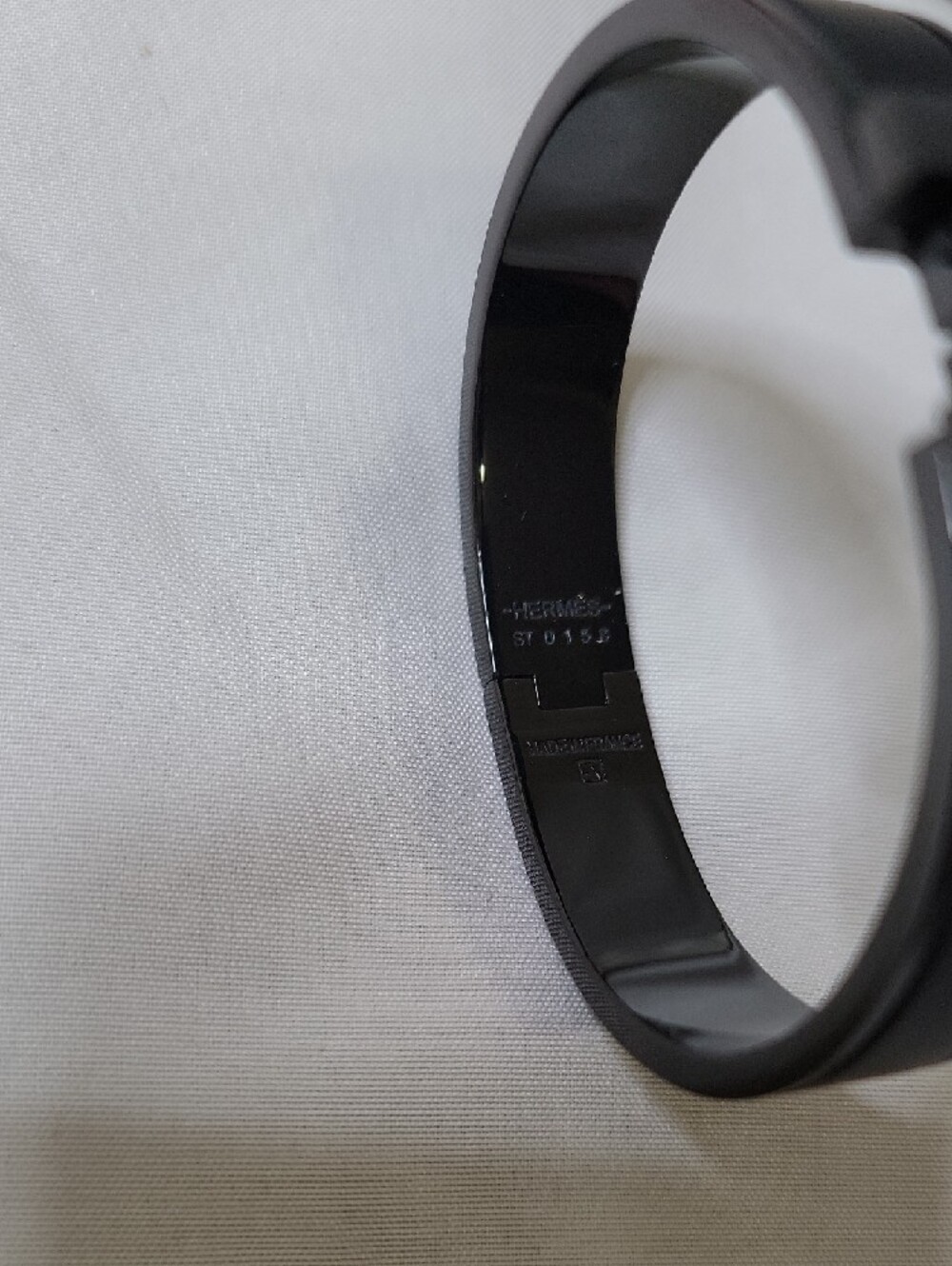 Hermes Black H Enamel Cuff Bracelet - Picture 3 of 4